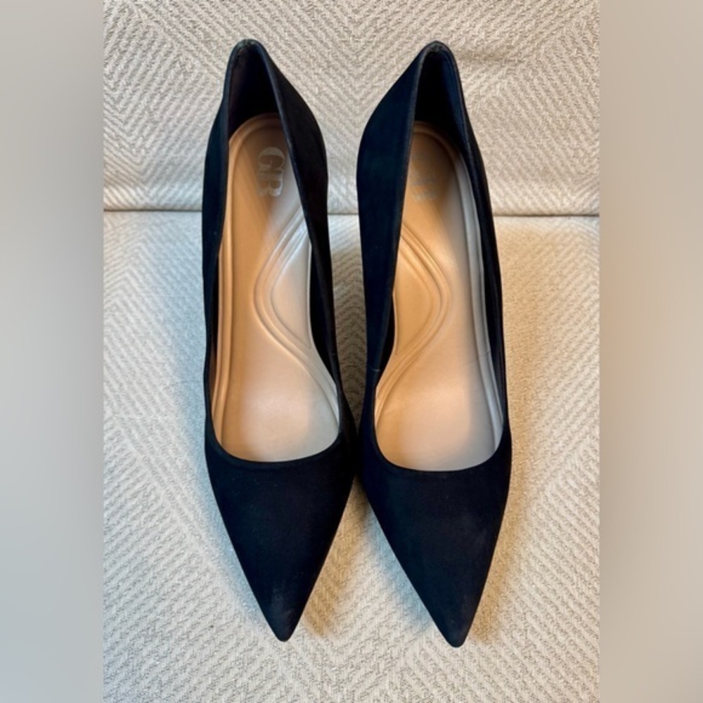 GB Self-Made Nubuck Pointed Toe Pumps 9.5